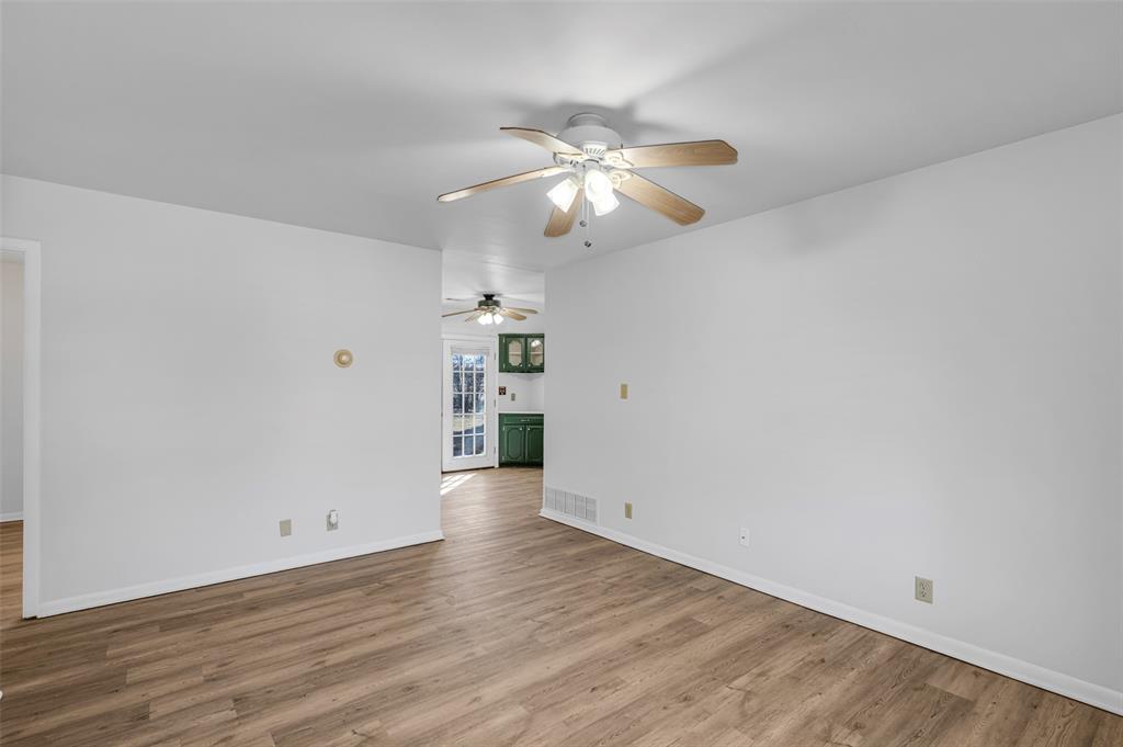 211 Sunny Lane