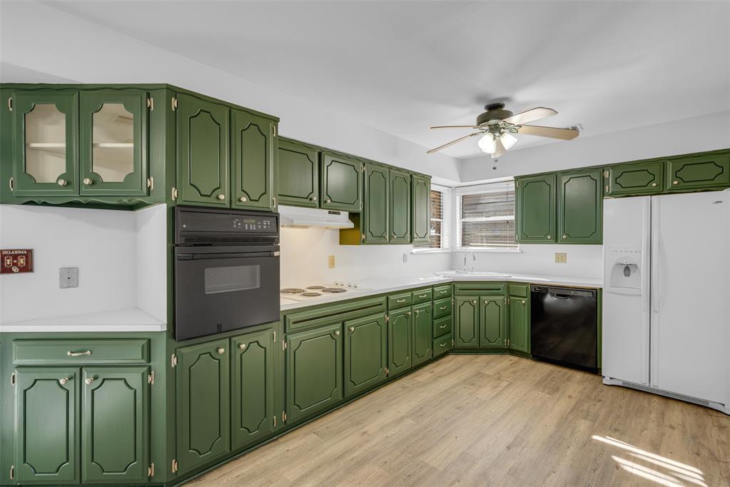 211 Sunny Lane
