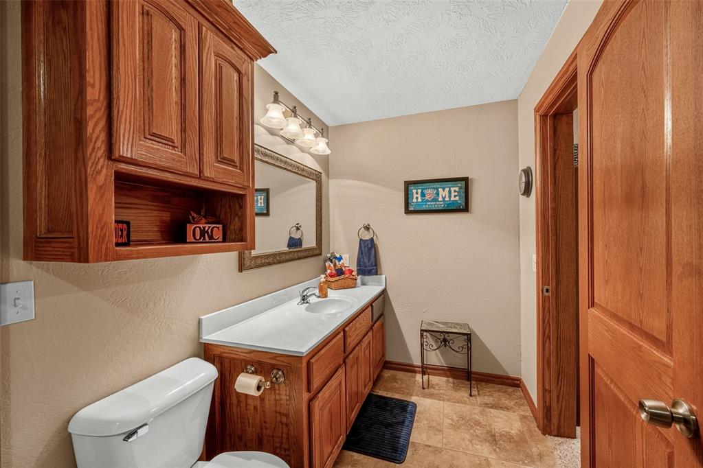 1883 County Street 2895