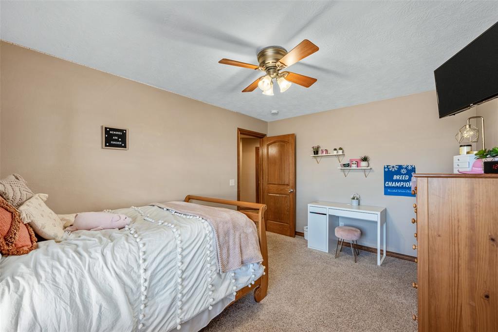 1883 County Street 2895