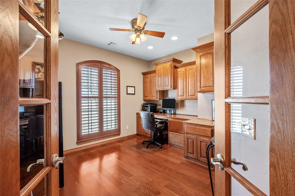 1883 County Street 2895