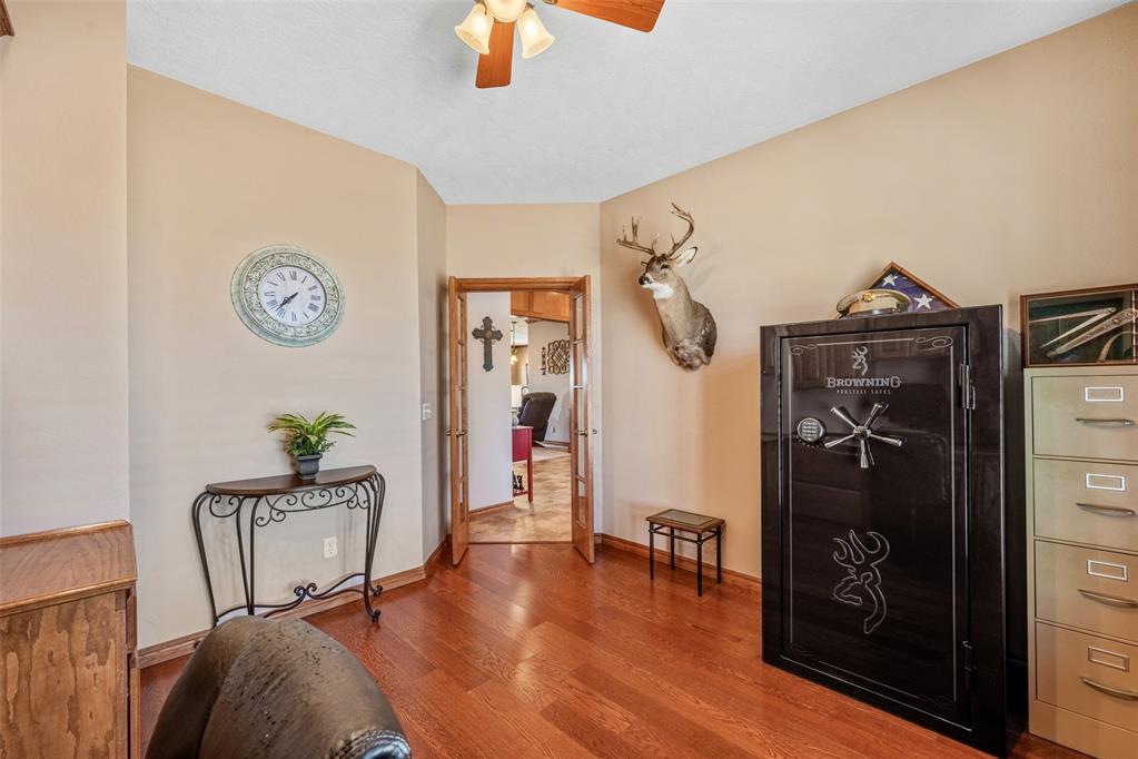 1883 County Street 2895