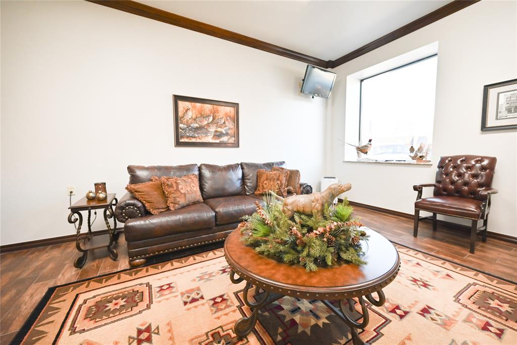 519 W Chickasha Avenue