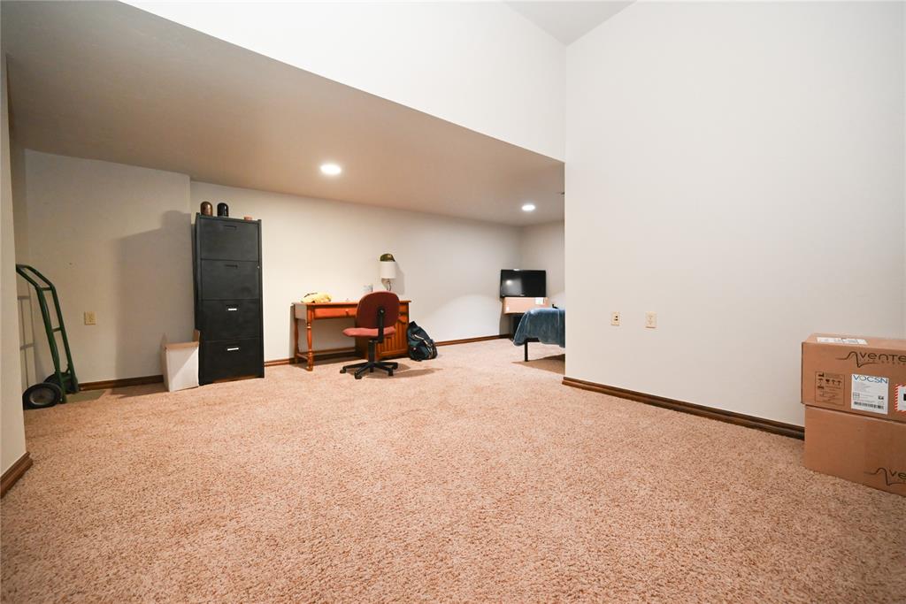 519 W Chickasha Avenue