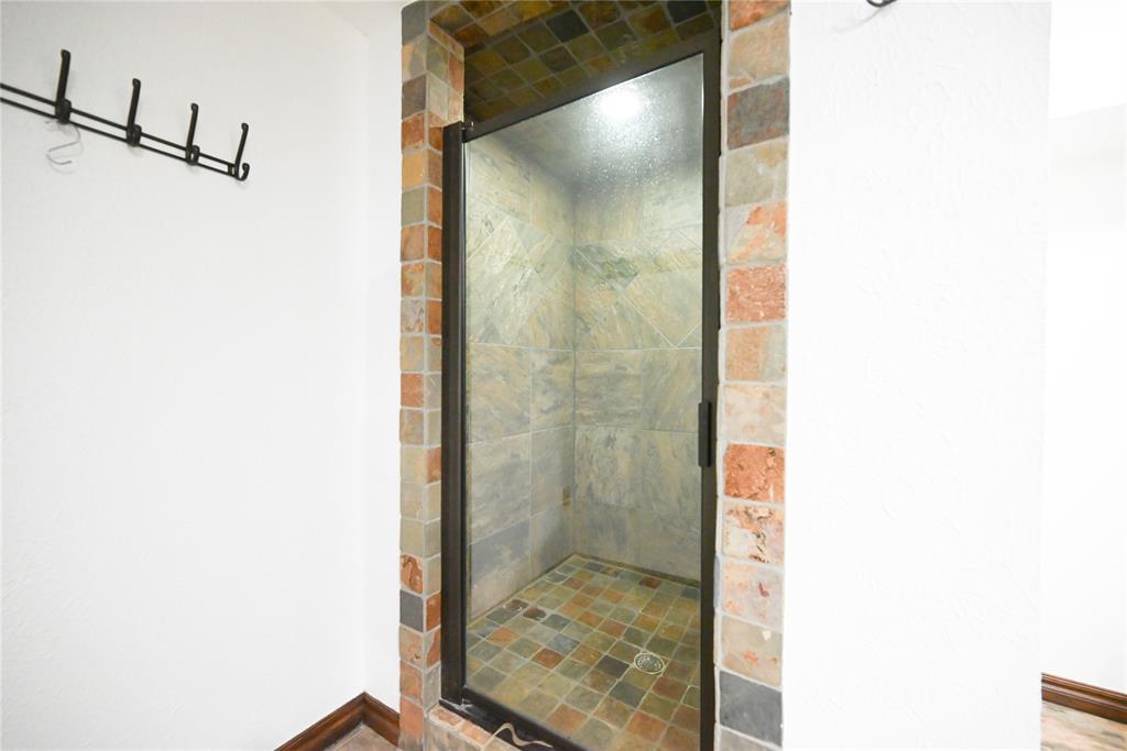 519 W Chickasha Avenue