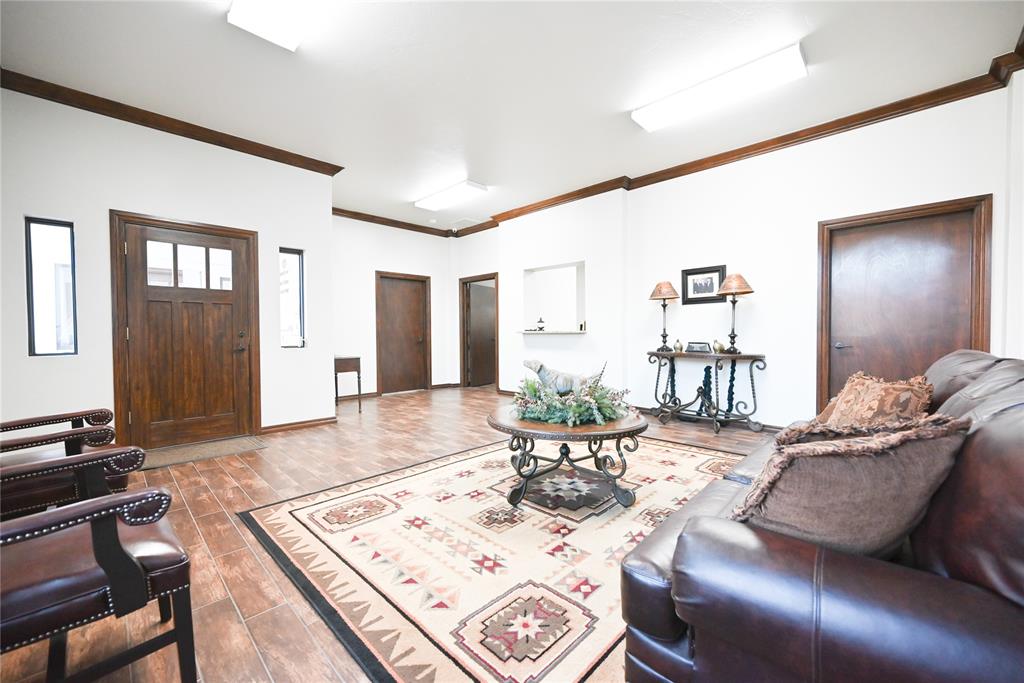 519 W Chickasha Avenue