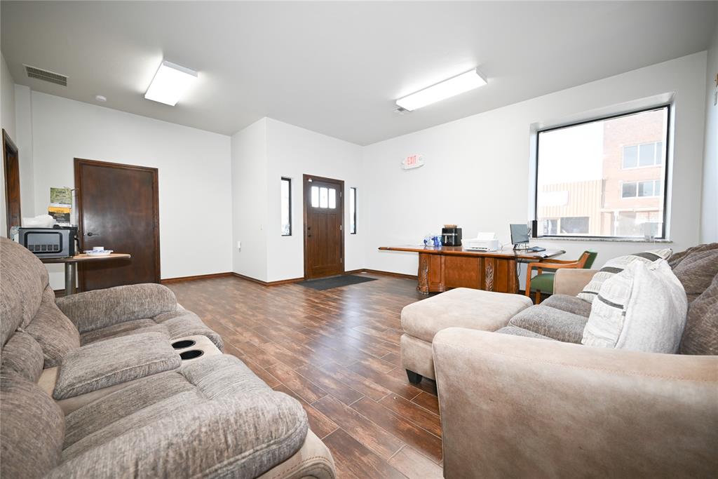 519 W Chickasha Avenue