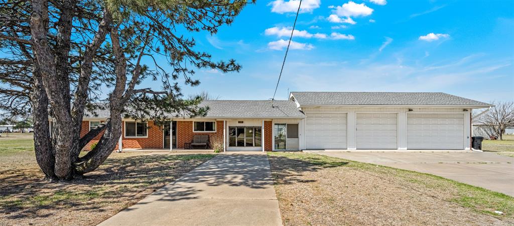210 Chickasha Avenue