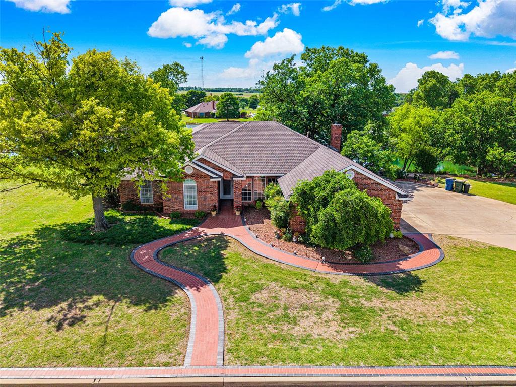 2102 Lakewood