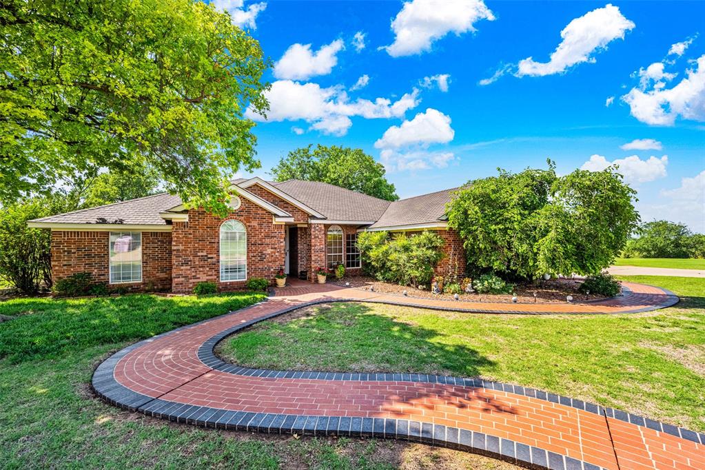 2102 Lakewood