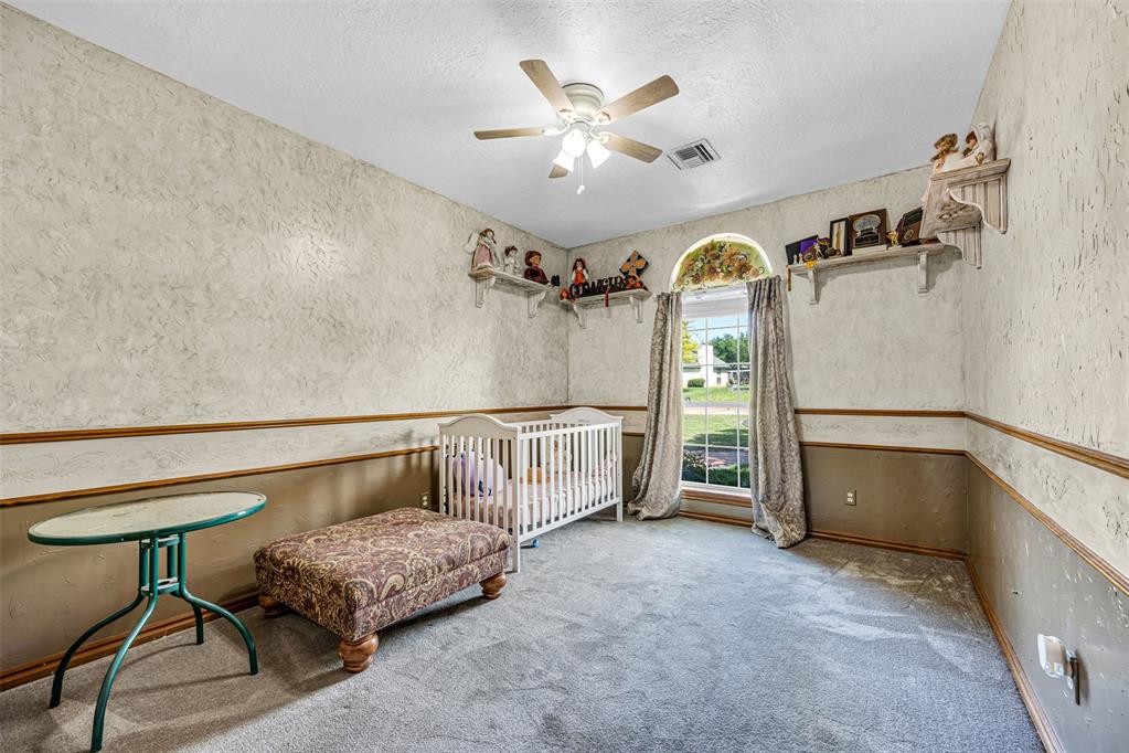 2102 Lakewood