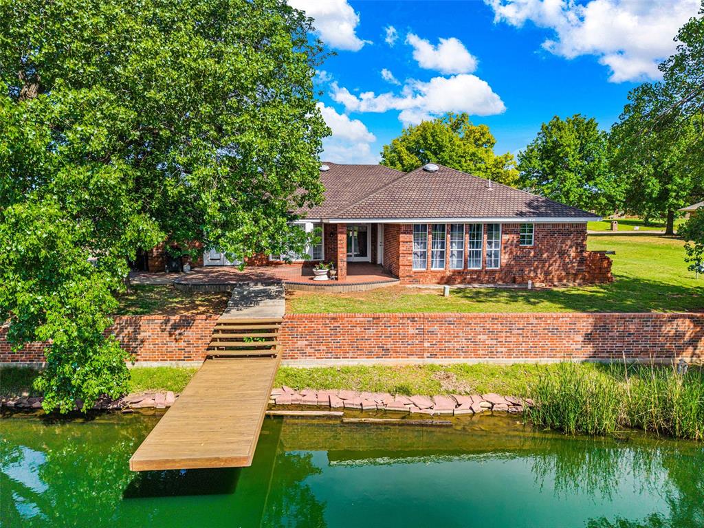 2102 Lakewood