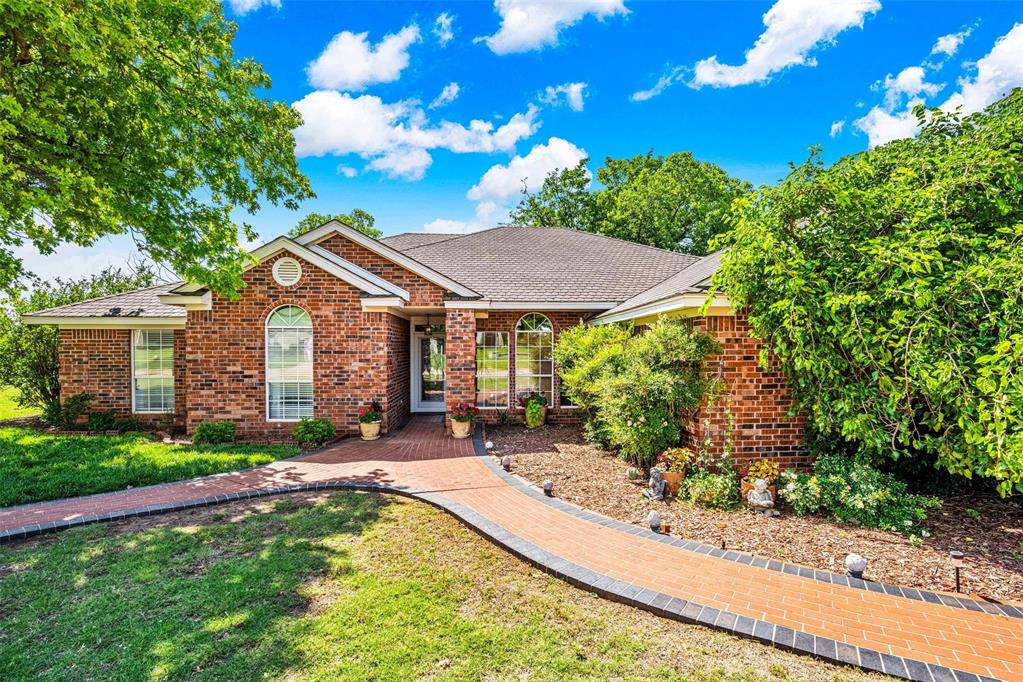 2102 Lakewood
