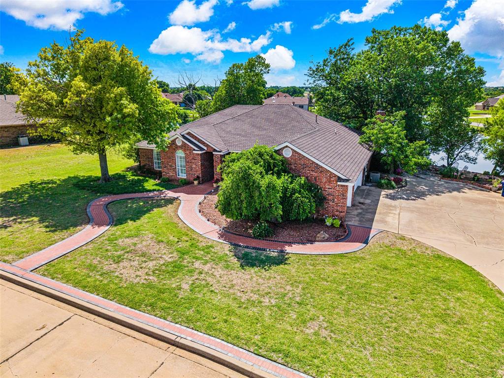 2102 Lakewood