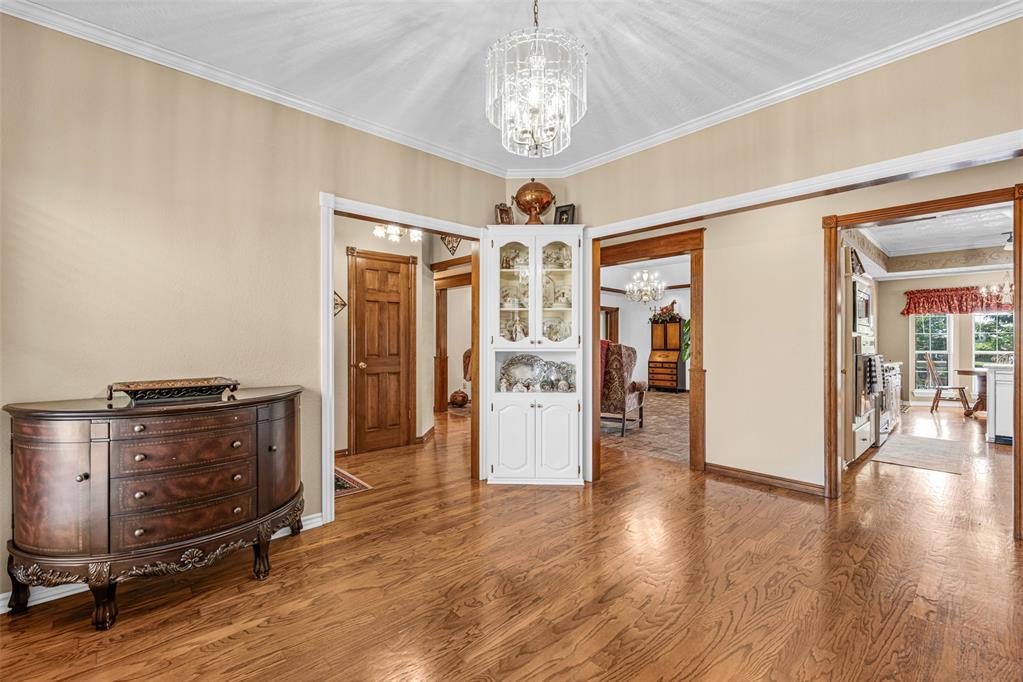 2102 Lakewood