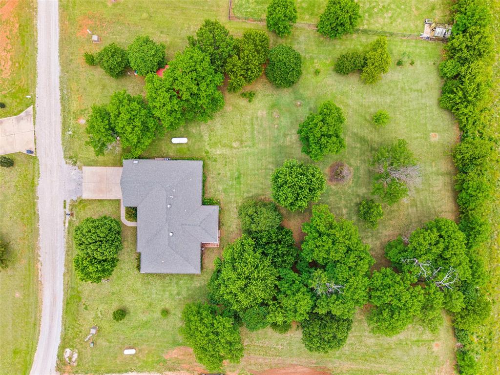 965 Honeysuckle Drive