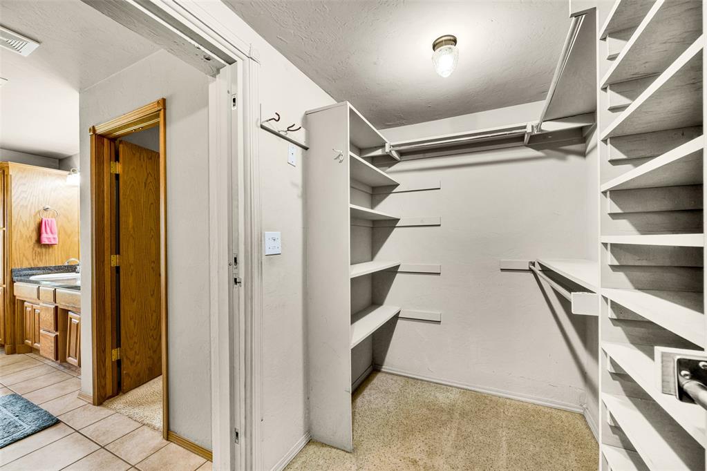 965 Honeysuckle Drive