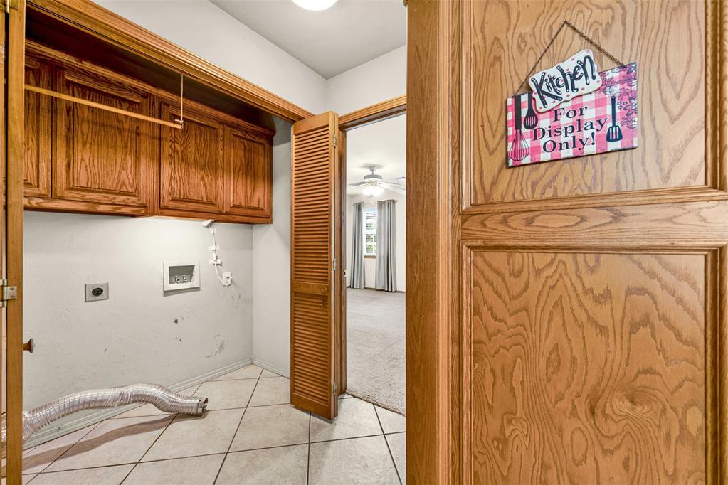 965 Honeysuckle Drive