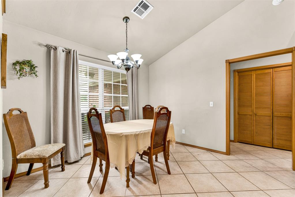 965 Honeysuckle Drive