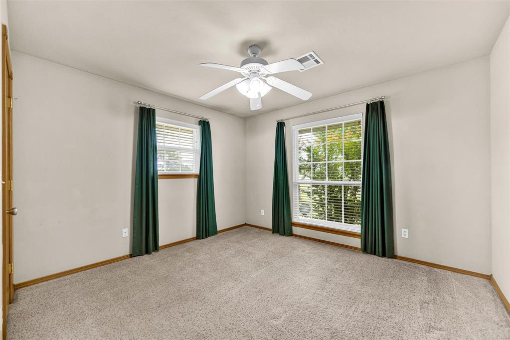 965 Honeysuckle Drive
