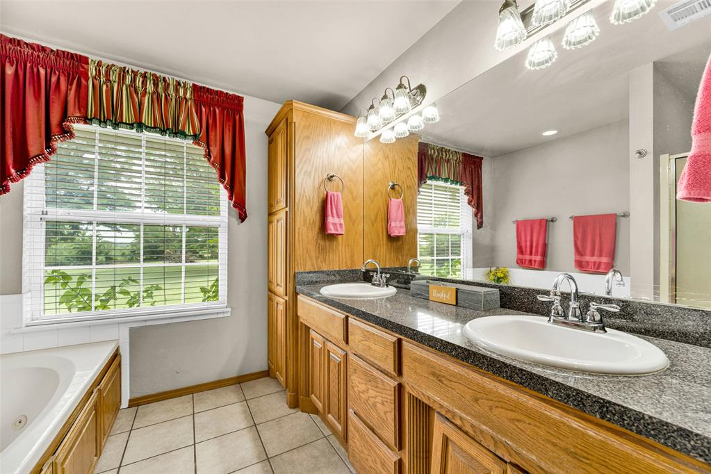 965 Honeysuckle Drive