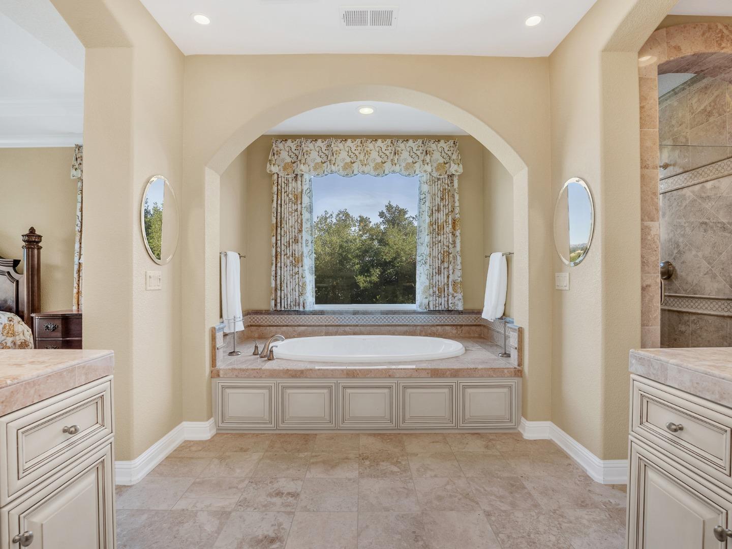 18451 Altimira CIR