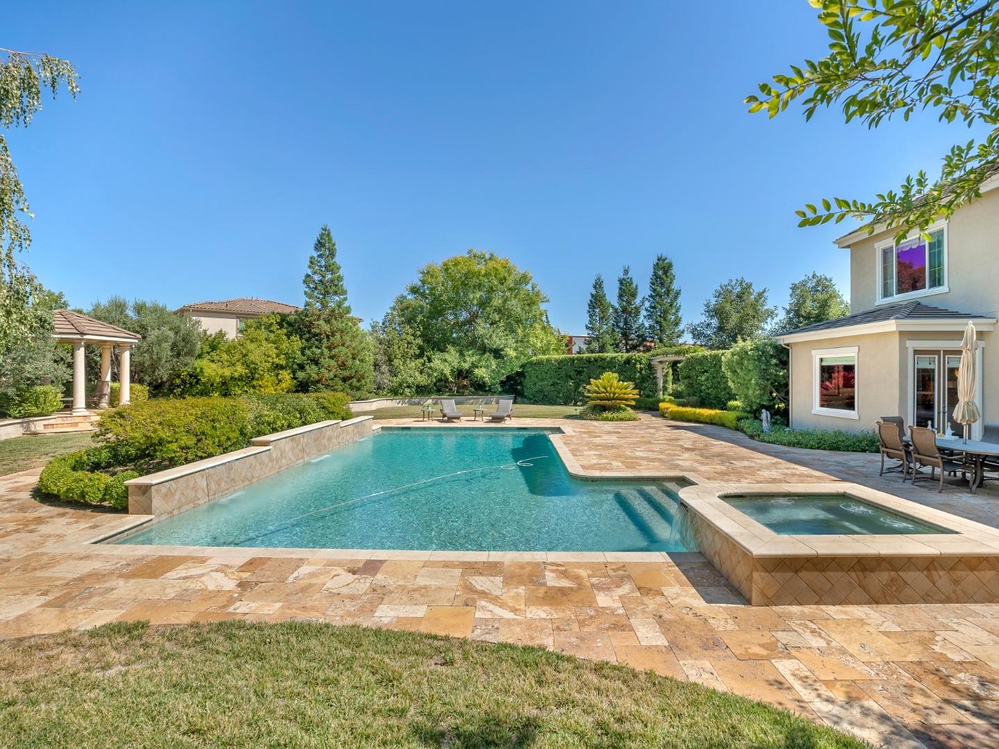 18451 Altimira CIR