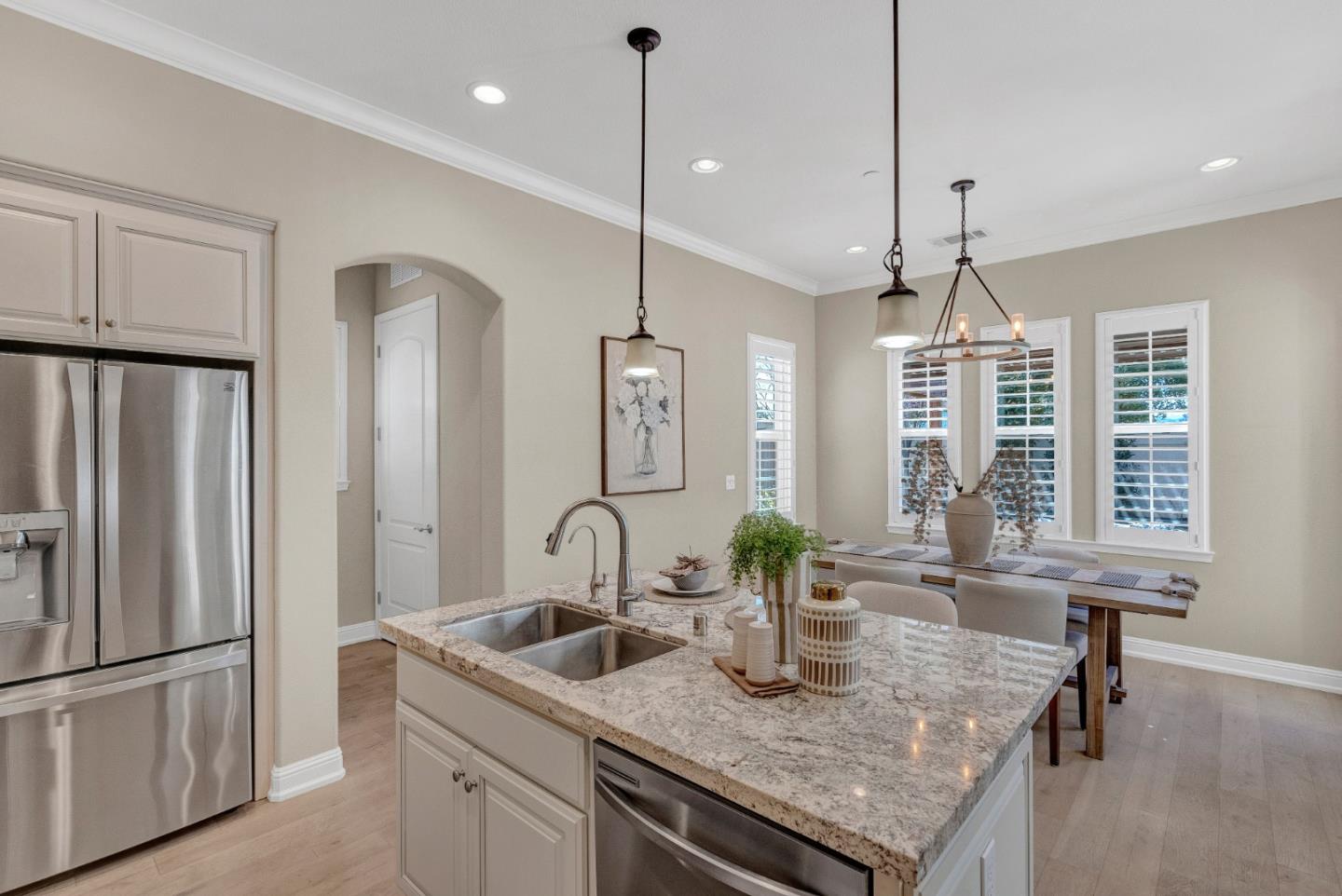 1450 Avenida De Los Padres