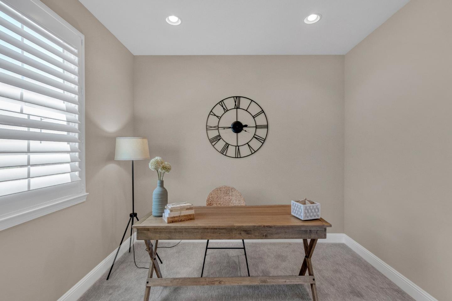 1450 Avenida De Los Padres