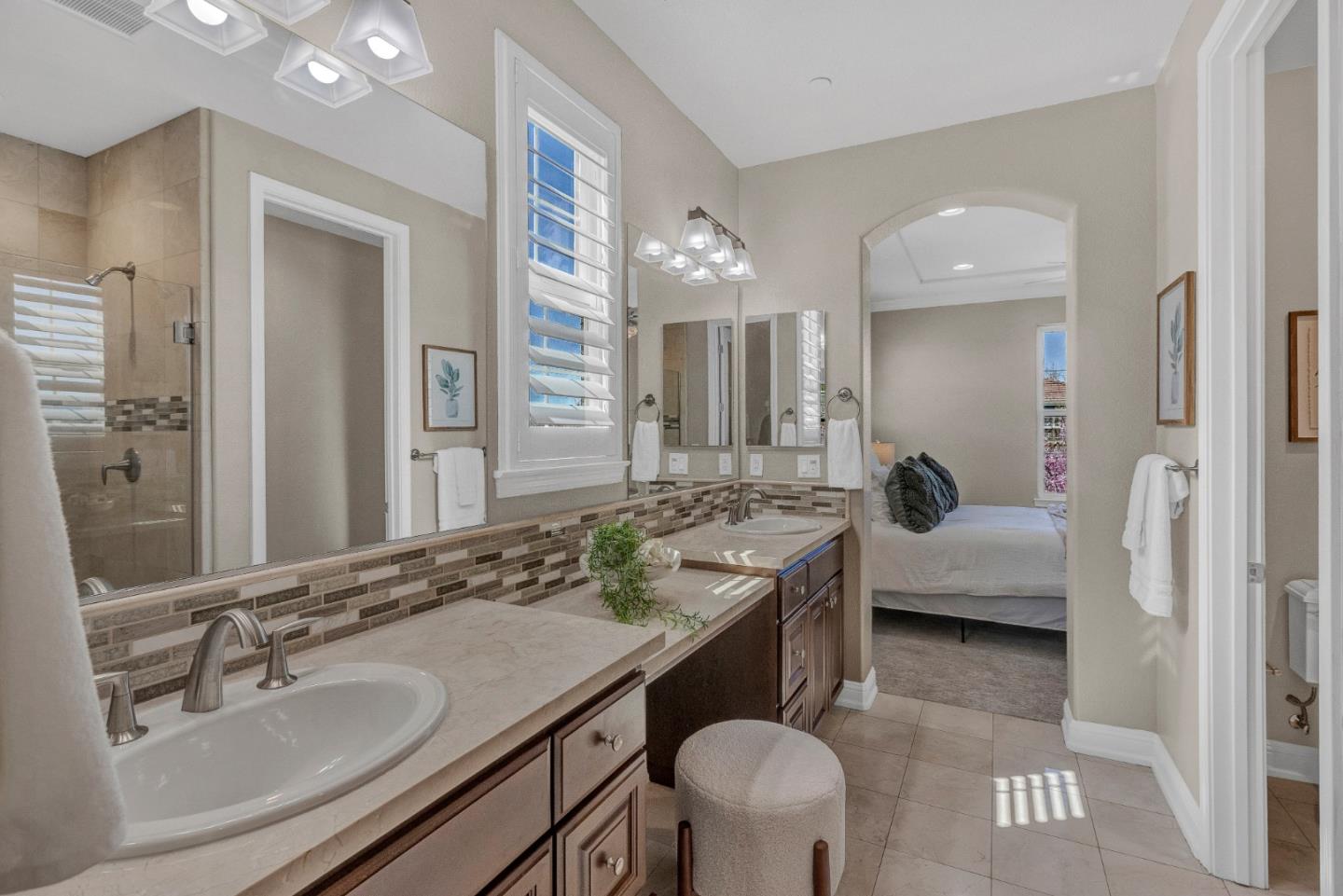 1450 Avenida De Los Padres