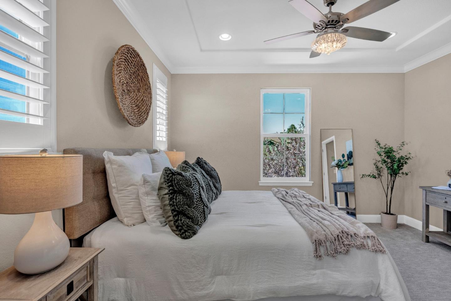 1450 Avenida De Los Padres