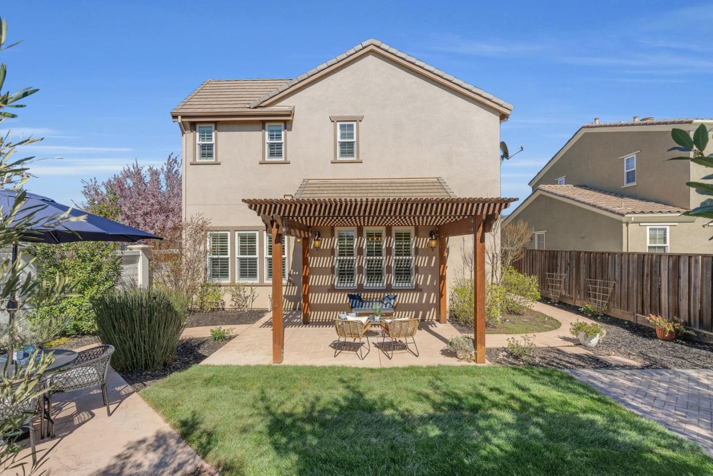 1450 Avenida De Los Padres