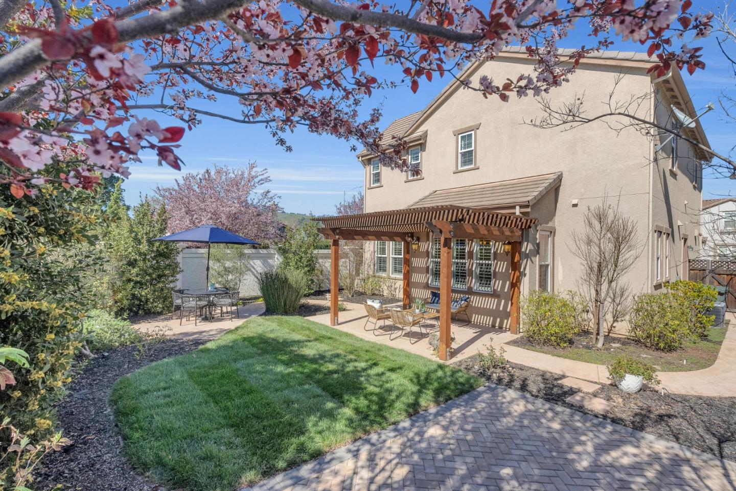 1450 Avenida De Los Padres