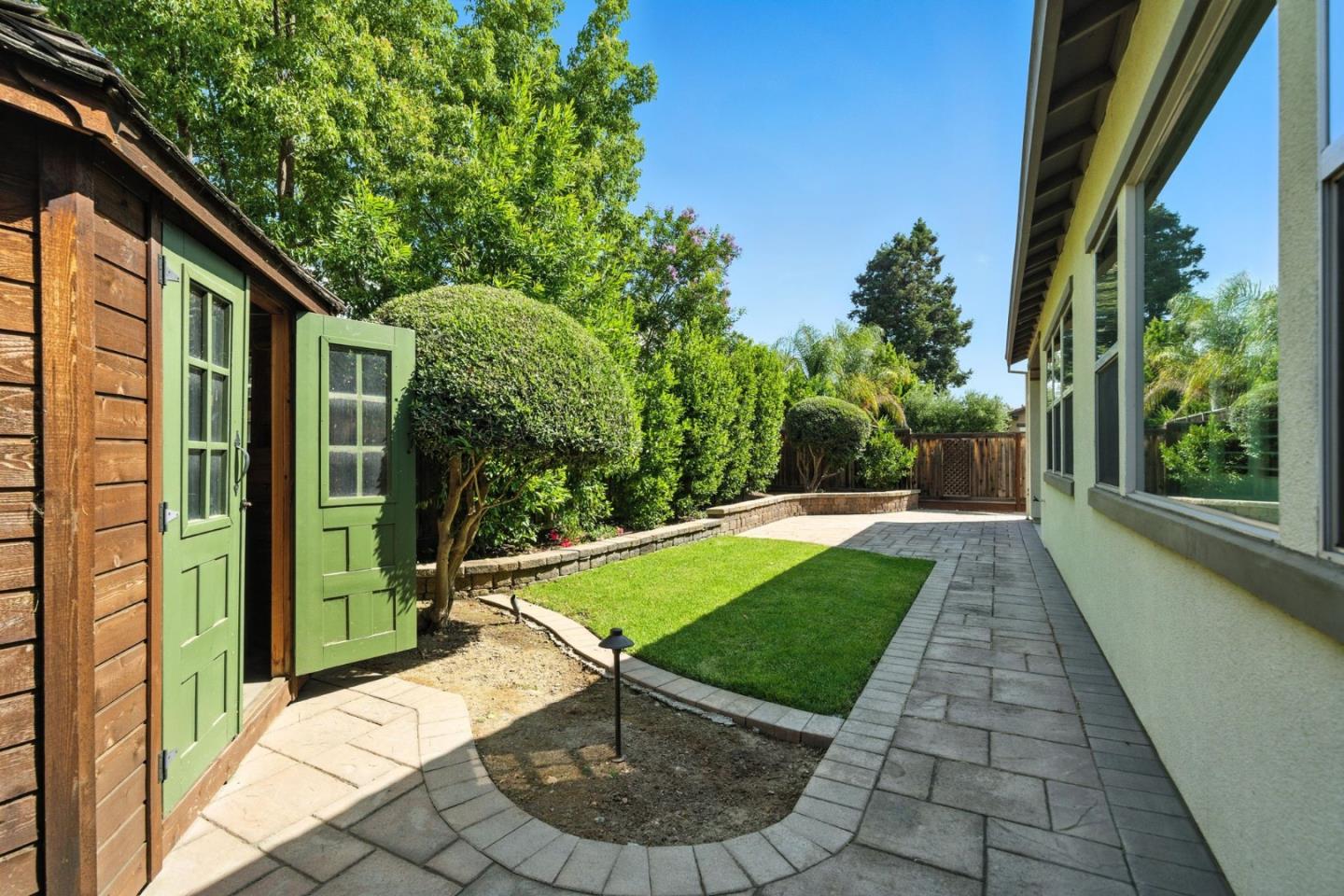 745 Juliann Way
