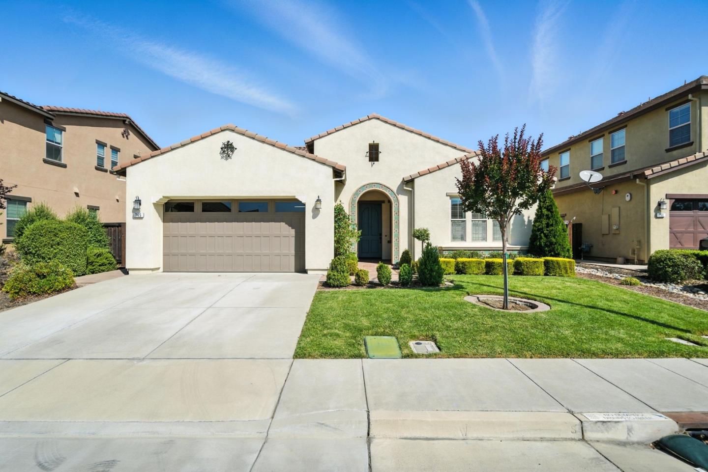 745 Juliann Way
