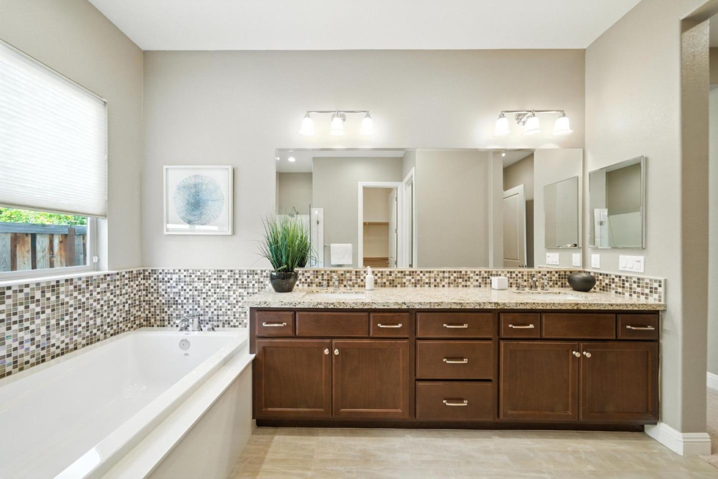 745 Juliann Way