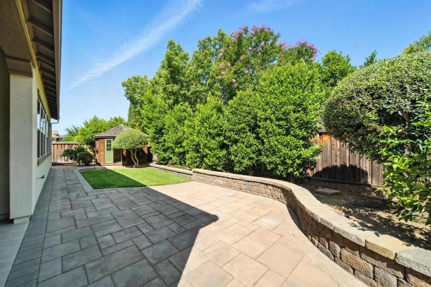 745 Juliann Way
