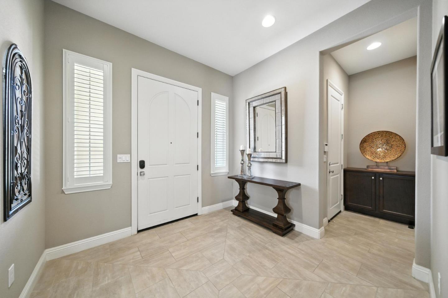 745 Juliann Way