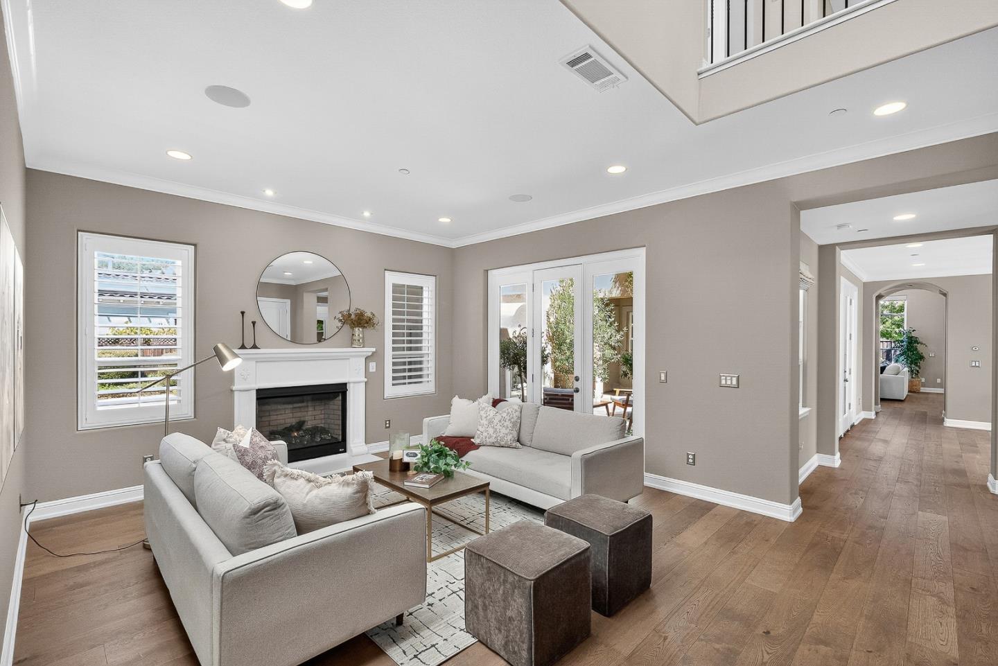 1730 Ventura Drive