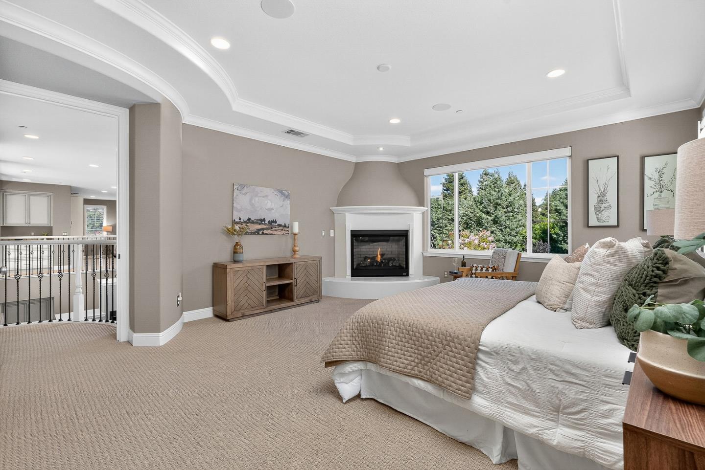 1730 Ventura Drive