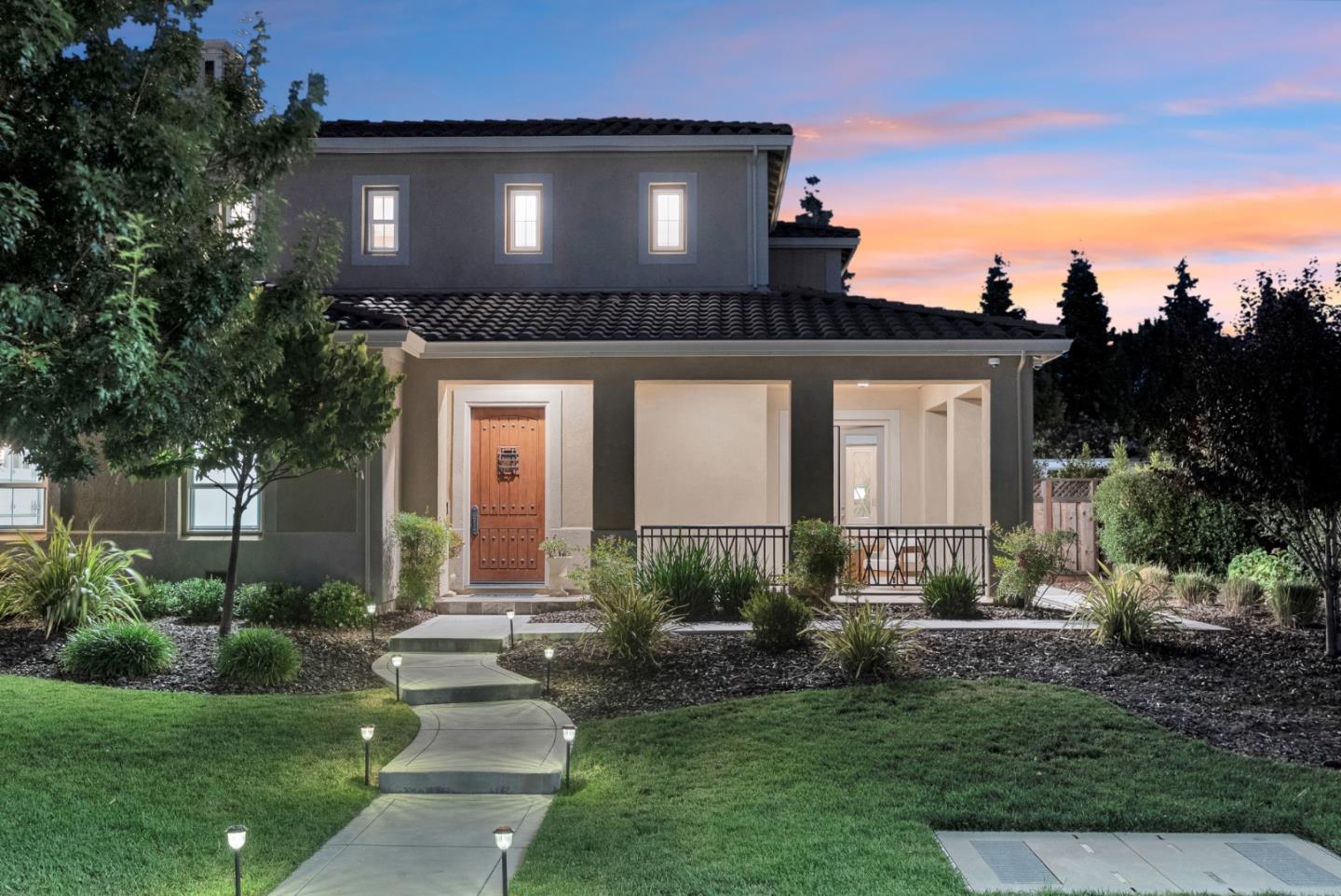 1730 Ventura Drive