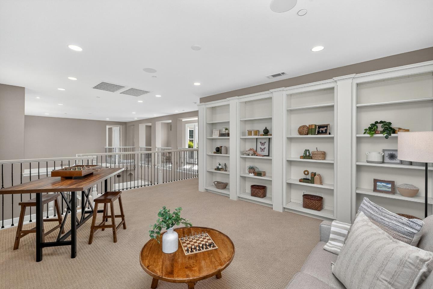 1730 Ventura Drive