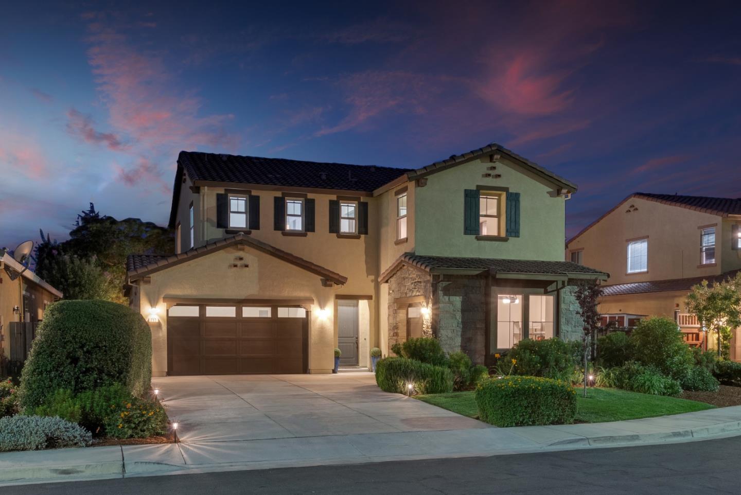 717 Juliann Way