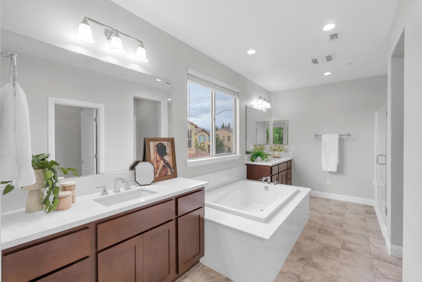 717 Juliann Way