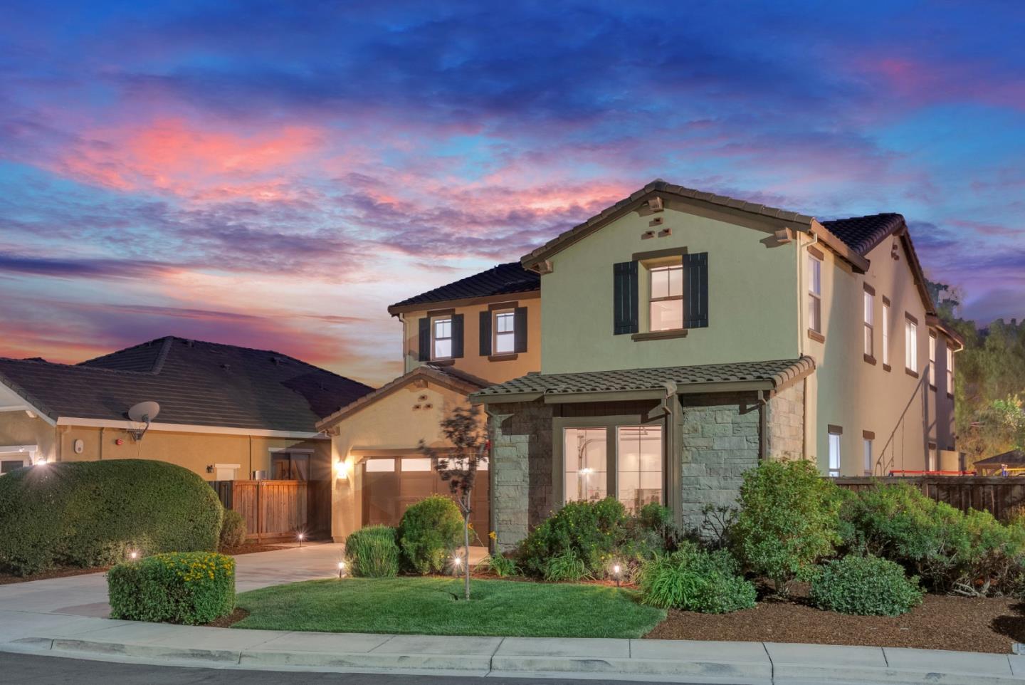 717 Juliann Way