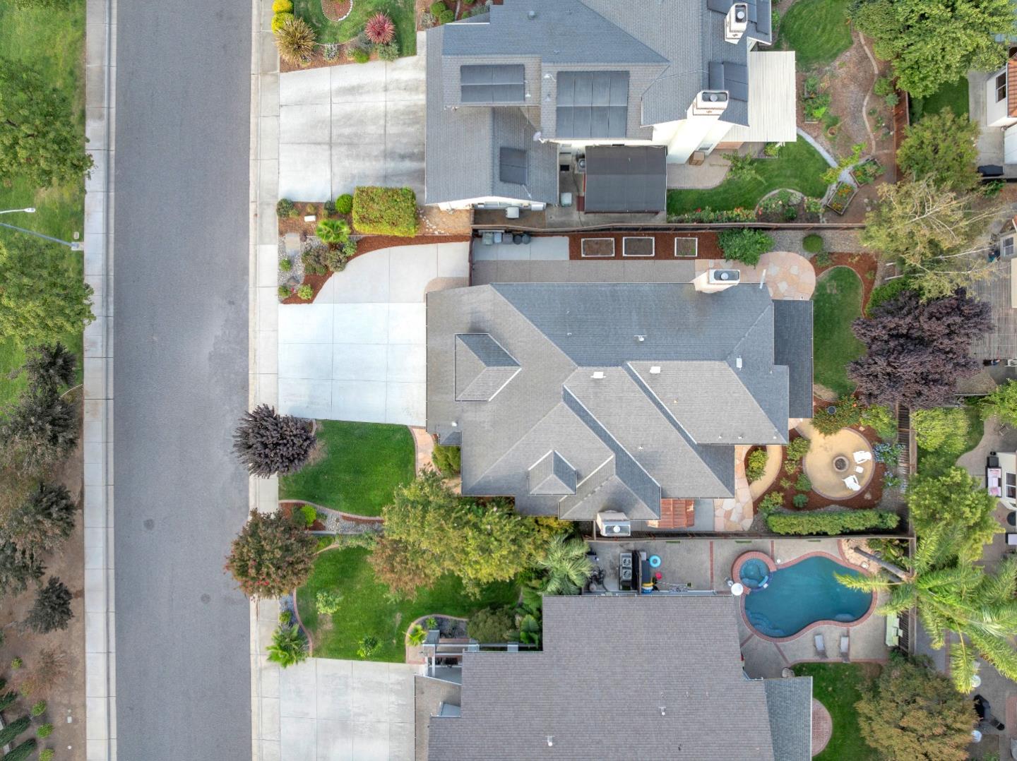 1910 Conte Way