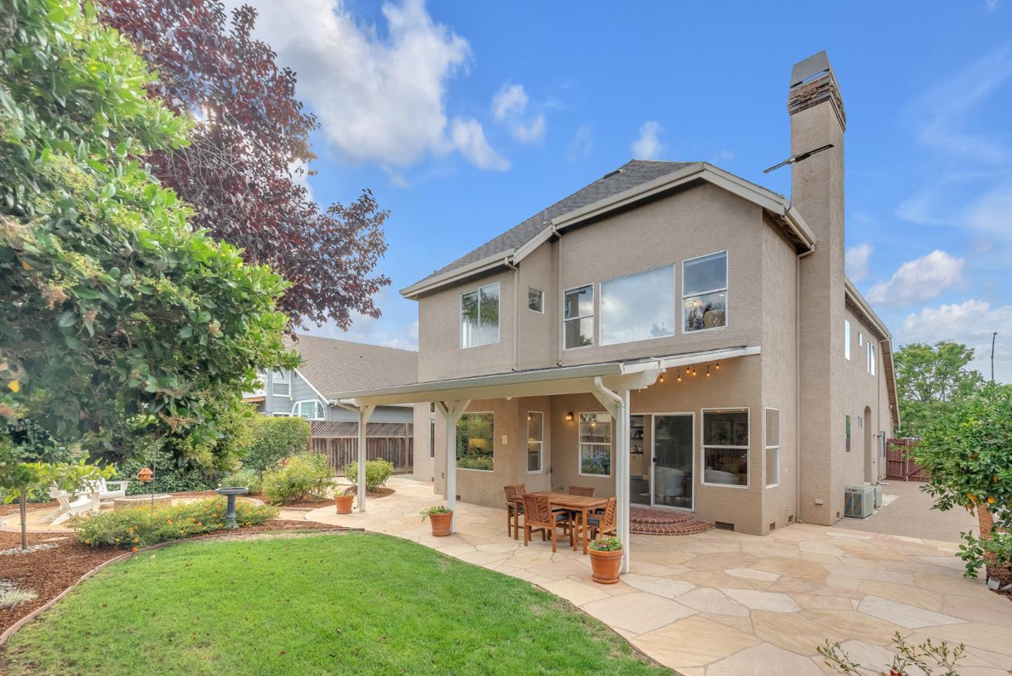 1910 Conte Way