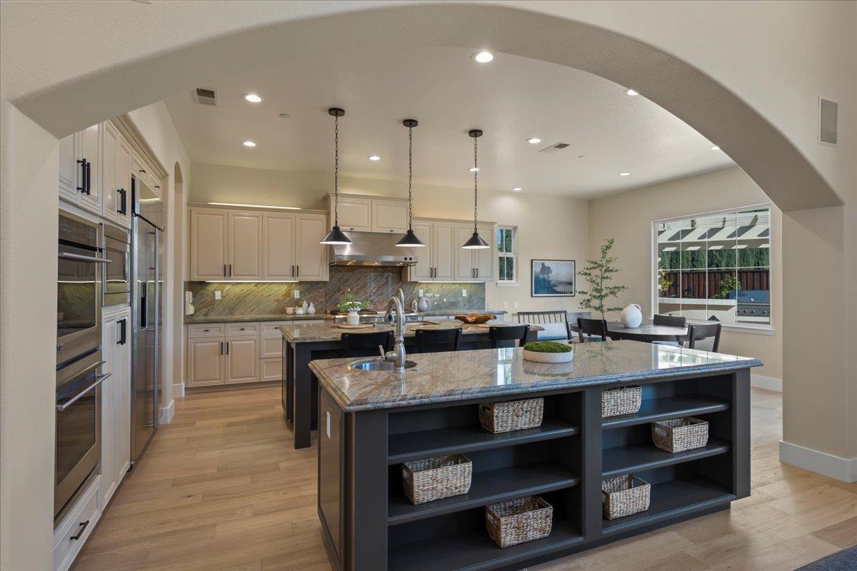 1620 Ventura Drive
