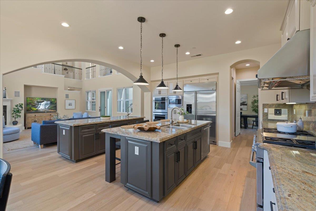 1620 Ventura Drive