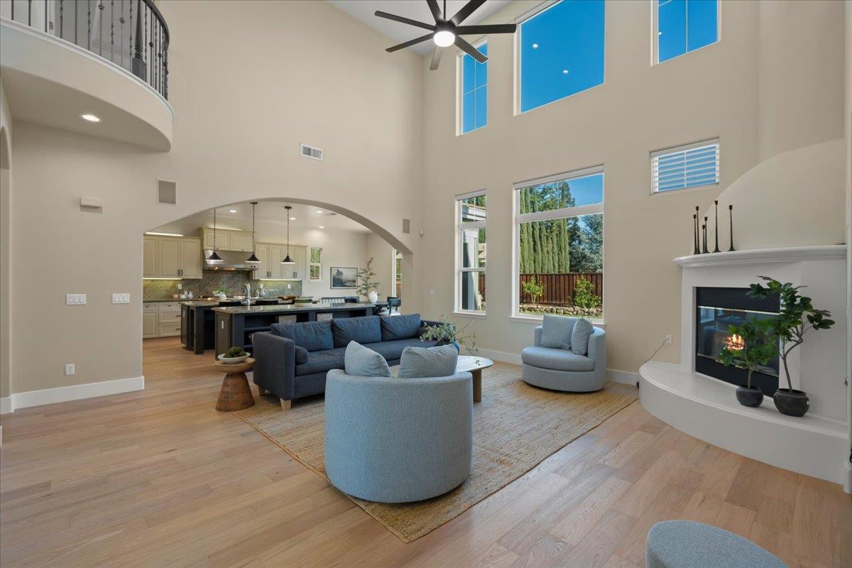 1620 Ventura Drive